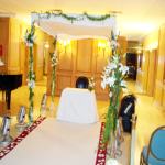 Decoracion con arreglos florales para eventos.