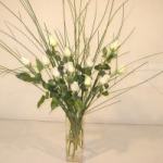 Salones y templos con arreglos florales para eventos y fiestas.