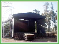 Alquiler de escenarios montaje de gradas palcos para eventos tribunas para actos.