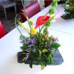 Centros de mesas florales para casamientos.