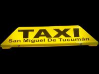Venta de carteles de acrilicos para taxis.