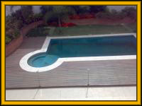 Decks para piscinas colocacion de pisos precios unicos.