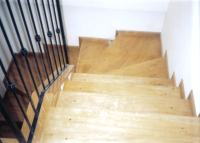 Pisos de madera - Escaleras Roble Blanco.- Diez sinonimo de pulido y plastificado de pisos.