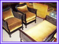 Venta de muebles antiguos y juegos de sillones chipindale.